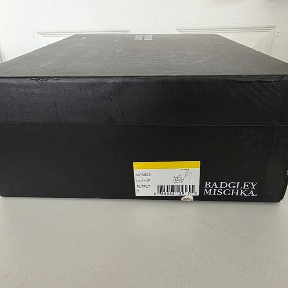 NWT Badgley Mishcka Sophie Bow Platform Sandals - Picture 7 of 7